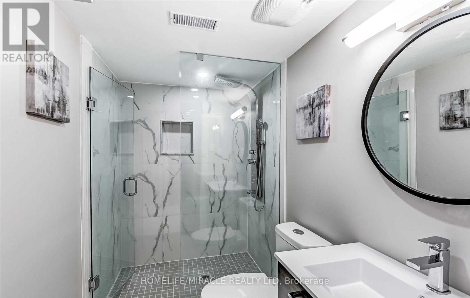 37 - 6855 Glen Erin Drive, Mississauga, ON - Indoor Photo Showing Bathroom