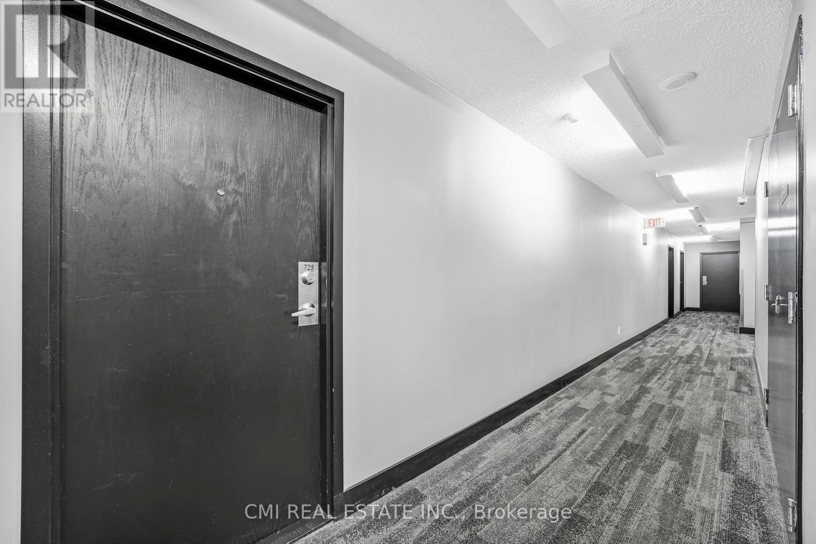 725 - 38 Joe Shuster Way, Toronto, ON - Indoor Photo Showing Other Room