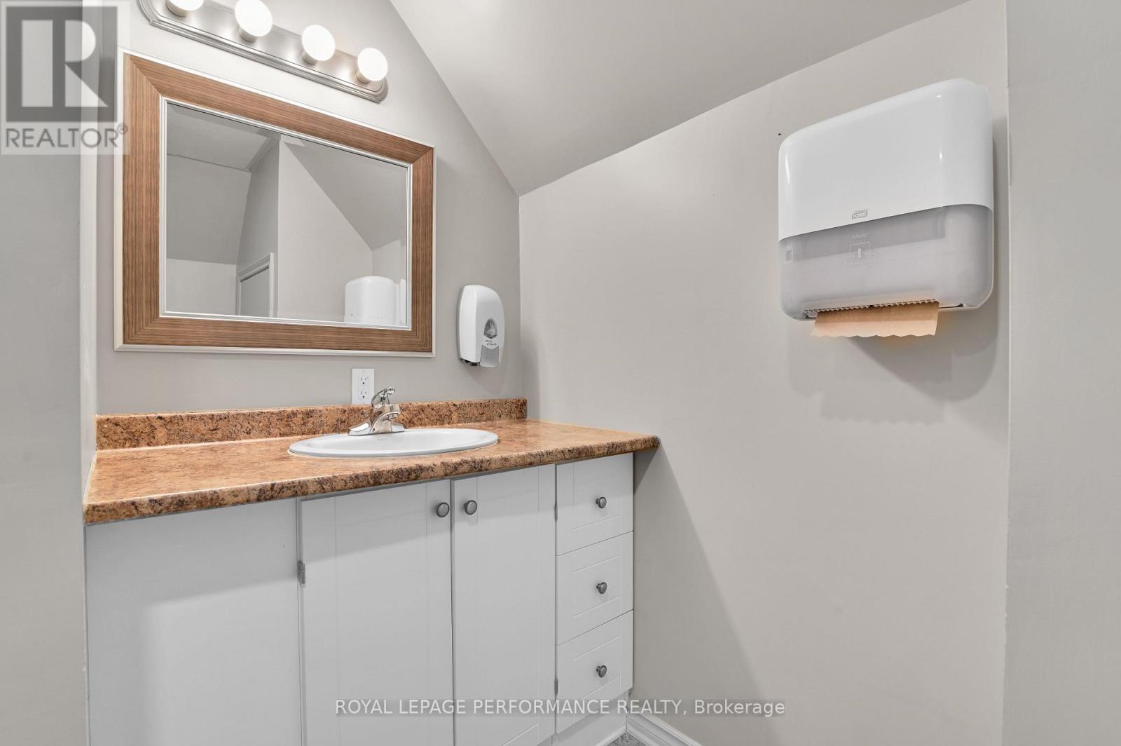 117 First Street E, Cornwall, ON