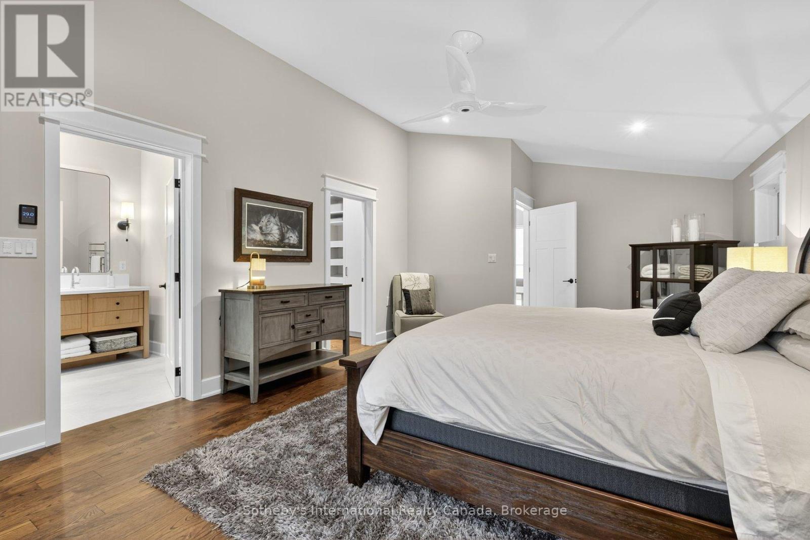 1773 Champlain Road, Tiny, ON - Indoor Photo Showing Bedroom