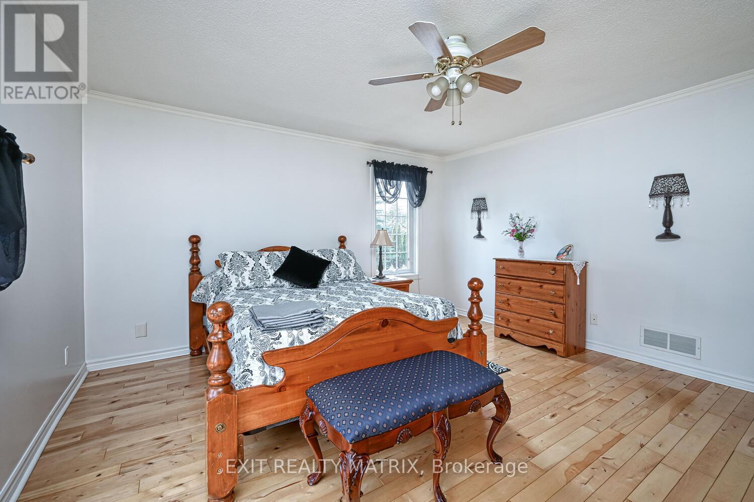 2573 Mitchell Street, Ottawa, ON - Indoor Photo Showing Bedroom