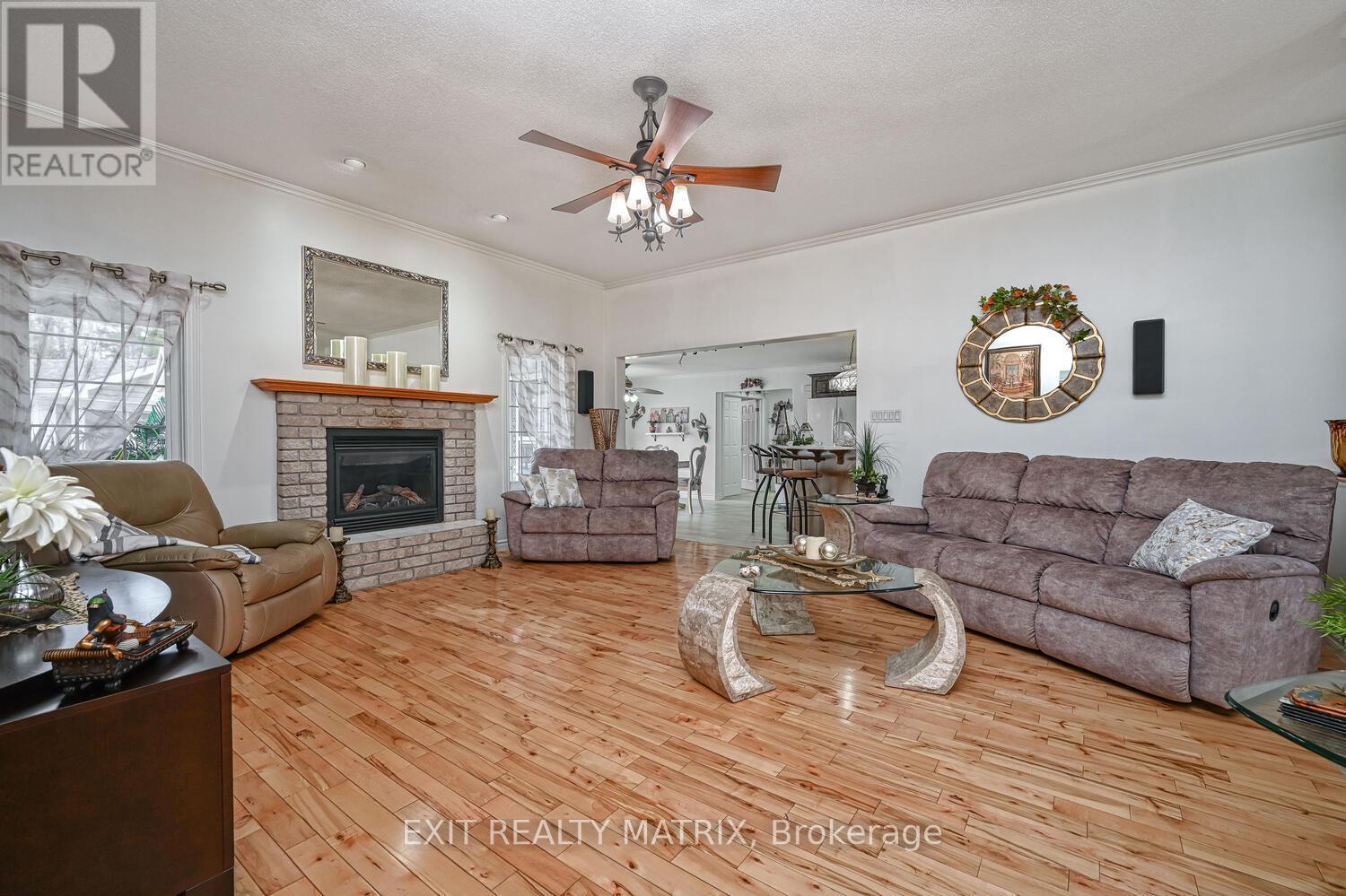 2573 Mitchell Street, Ottawa, ON - Indoor Photo Showing Living Room With Fireplace