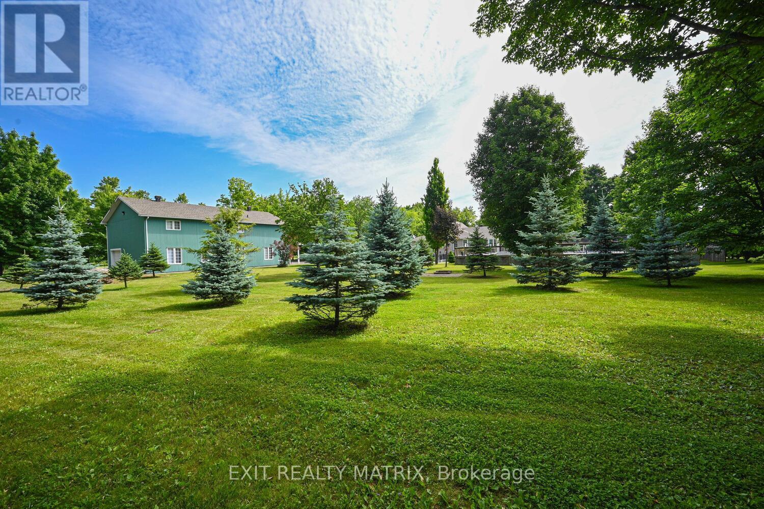 2573 Mitchell Street, Ottawa, ON - Outdoor