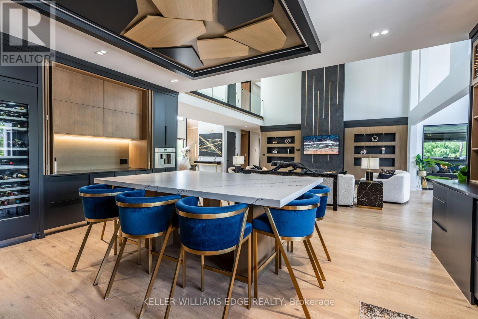13311 Sixth Line, Milton, ON - Indoor Photo Showing Dining Room