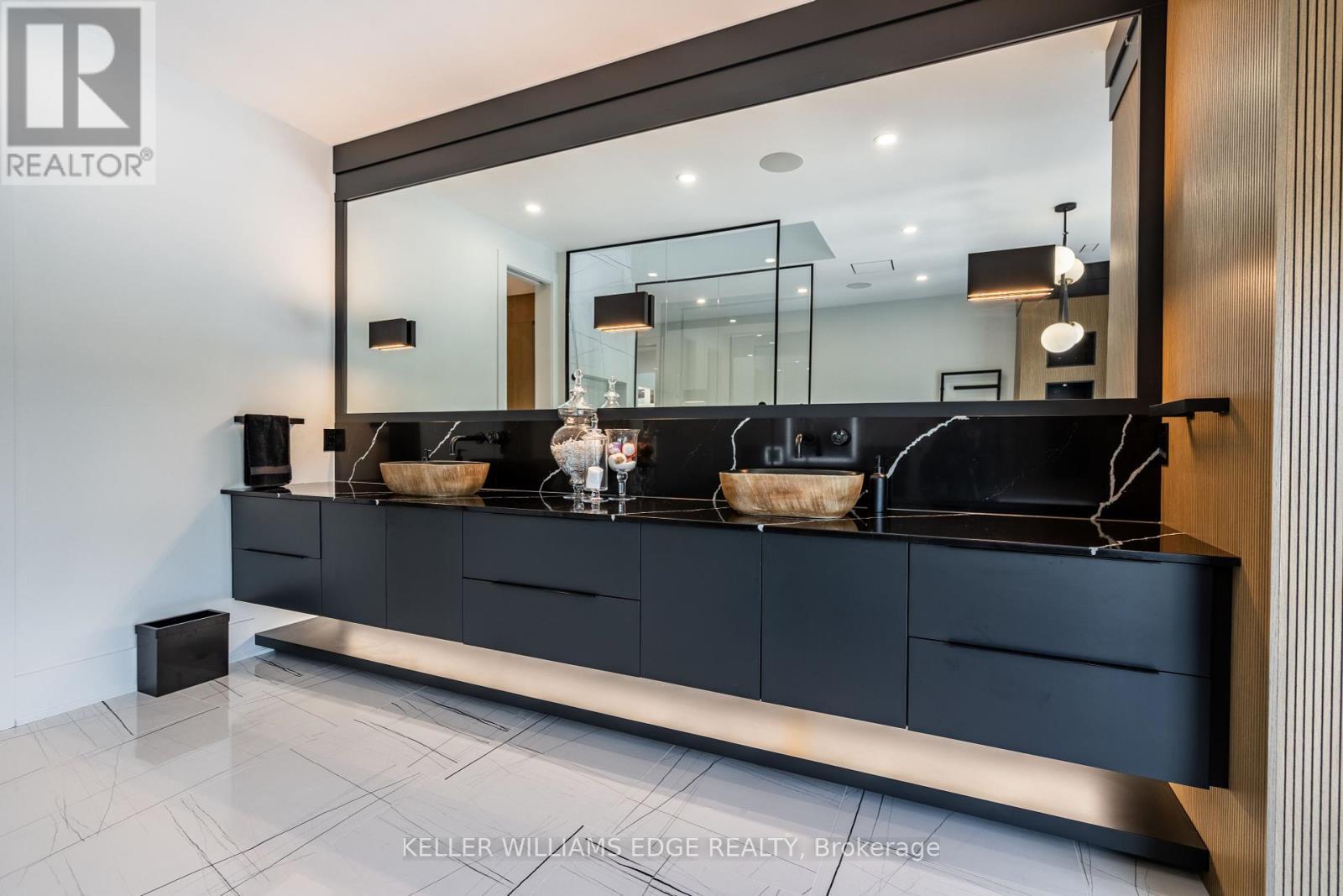 13311 Sixth Line, Milton, ON - Indoor