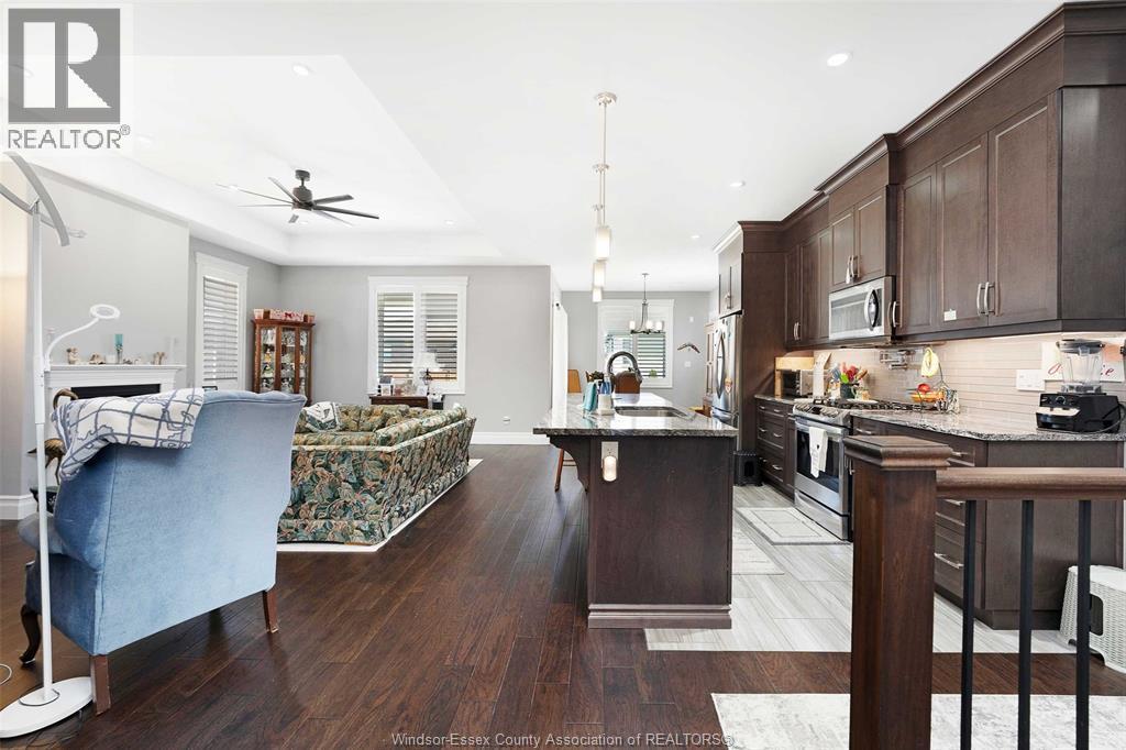 1358 Cypress, Windsor, ON - Indoor Photo Showing Other Room