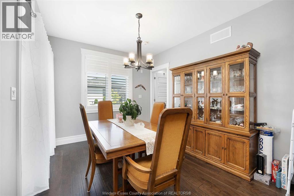 1358 Cypress, Windsor, ON - Indoor Photo Showing Dining Room