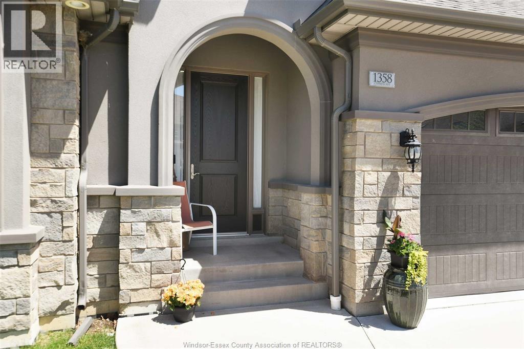 1358 Cypress, Windsor, ON - Outdoor