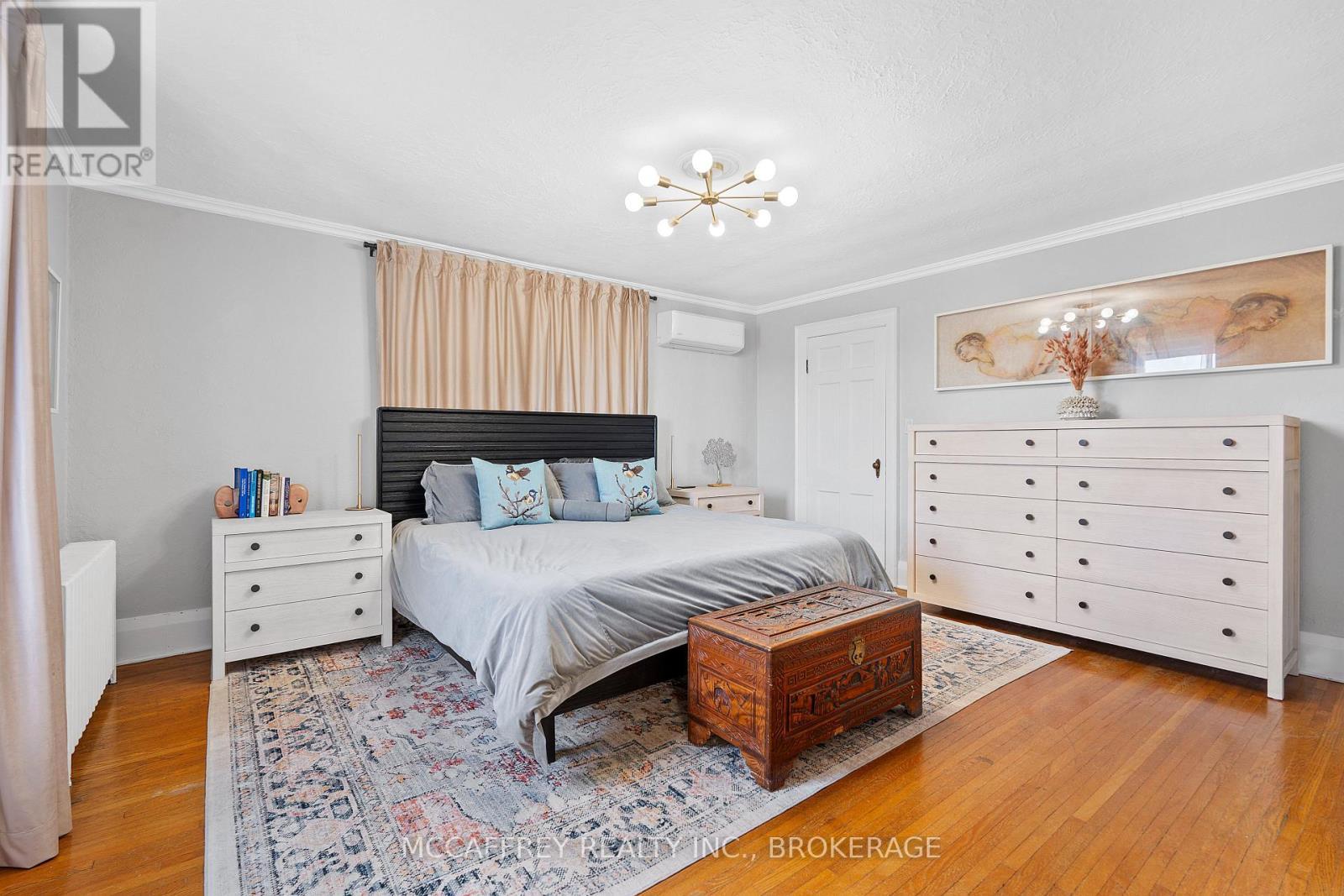 442 Dundas Street W, Greater Napanee (Greater Napanee), ON - Indoor Photo Showing Bedroom