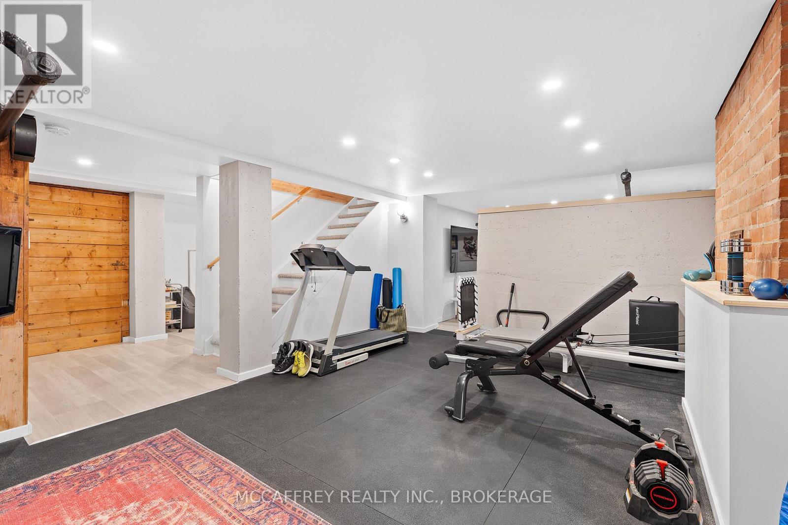 442 Dundas Street W, Greater Napanee (Greater Napanee), ON - Indoor Photo Showing Gym Room
