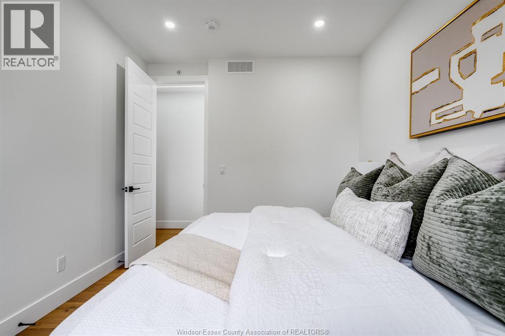 8319 Annie, Mcgregor, ON - Indoor Photo Showing Bedroom