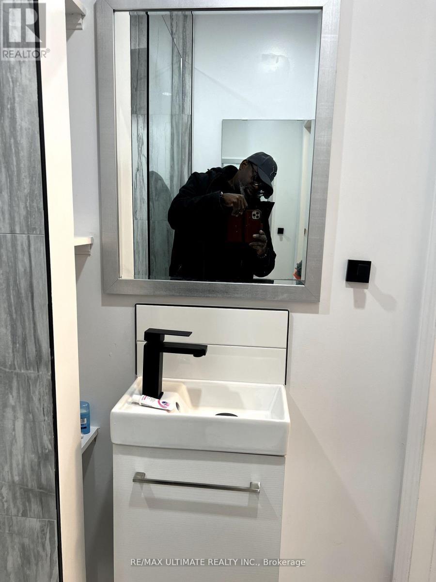 Lower - 36 Milson Crescent, Essa, ON -