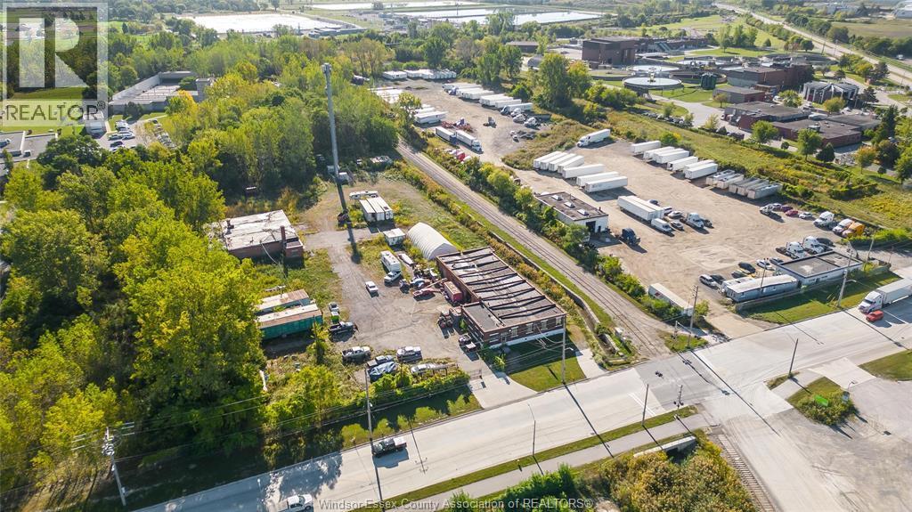 4027 Sandwich Street, Windsor, ON