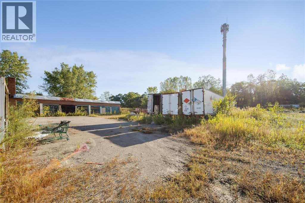 4027 Sandwich Street, Windsor, ON