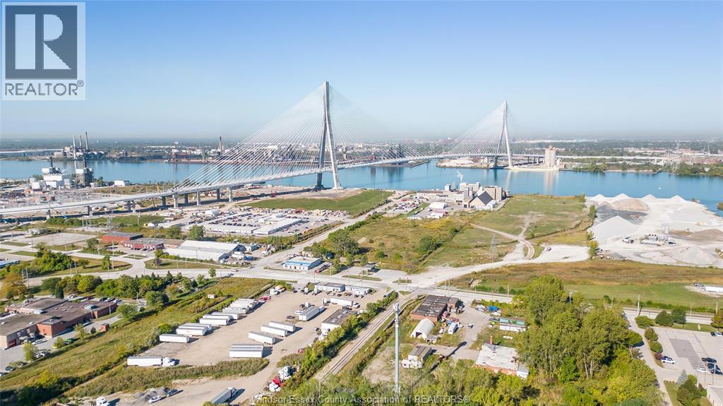 4027 Sandwich Street, Windsor, ON