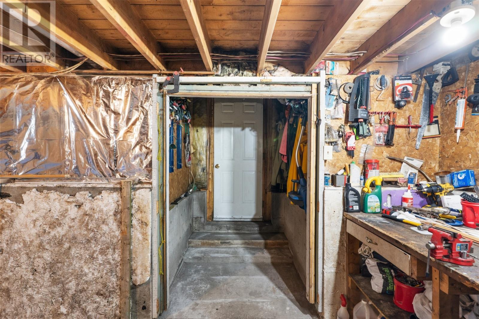 250 Main Street, Embree, NL - Indoor