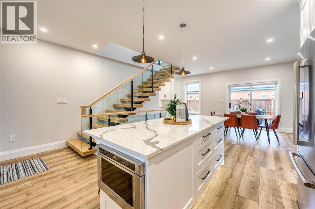 198 Bright Street, Sarnia, ON - Indoor