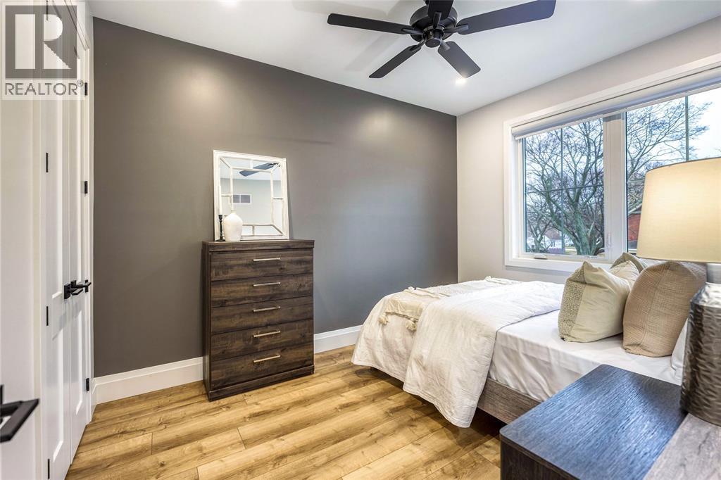 198 Bright Street, Sarnia, ON - Indoor Photo Showing Bedroom