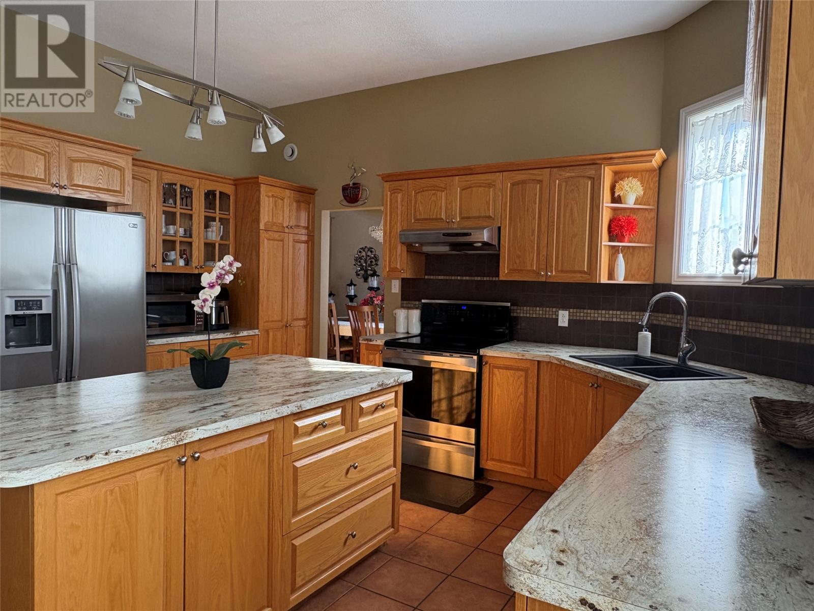 50 Fowlow Drive, Stephenville, NL - Indoor Photo Showing Kitchen With Stainless Steel Kitchen With Double Sink