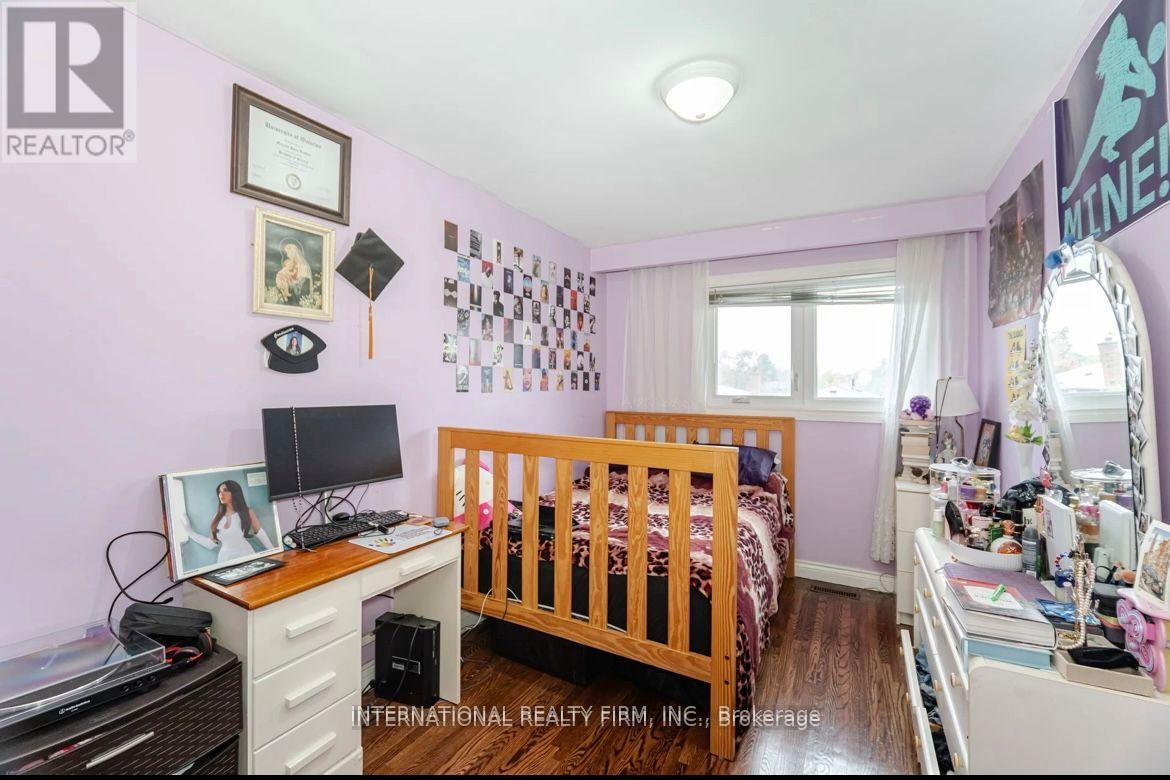 4103 Clevedon Drive, Mississauga, ON - Indoor