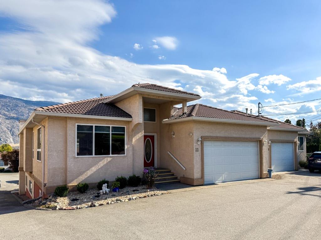 11-2 Royal Ann Court, Osoyoos, BC - Outdoor