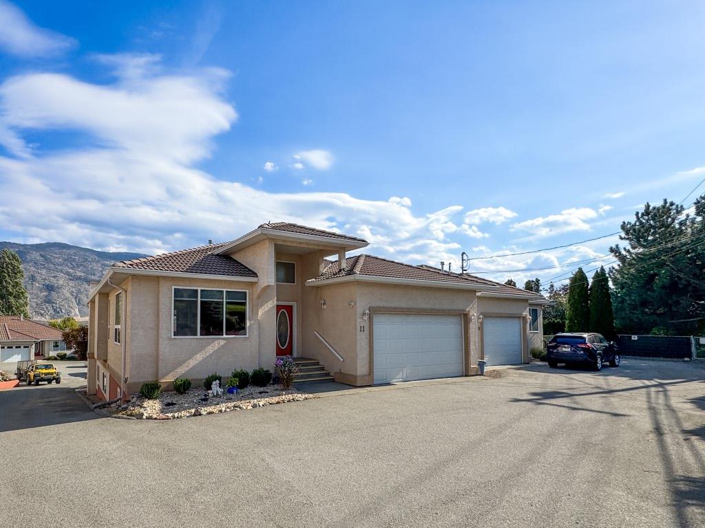 11-2 Royal Ann Court, Osoyoos, BC - Outdoor