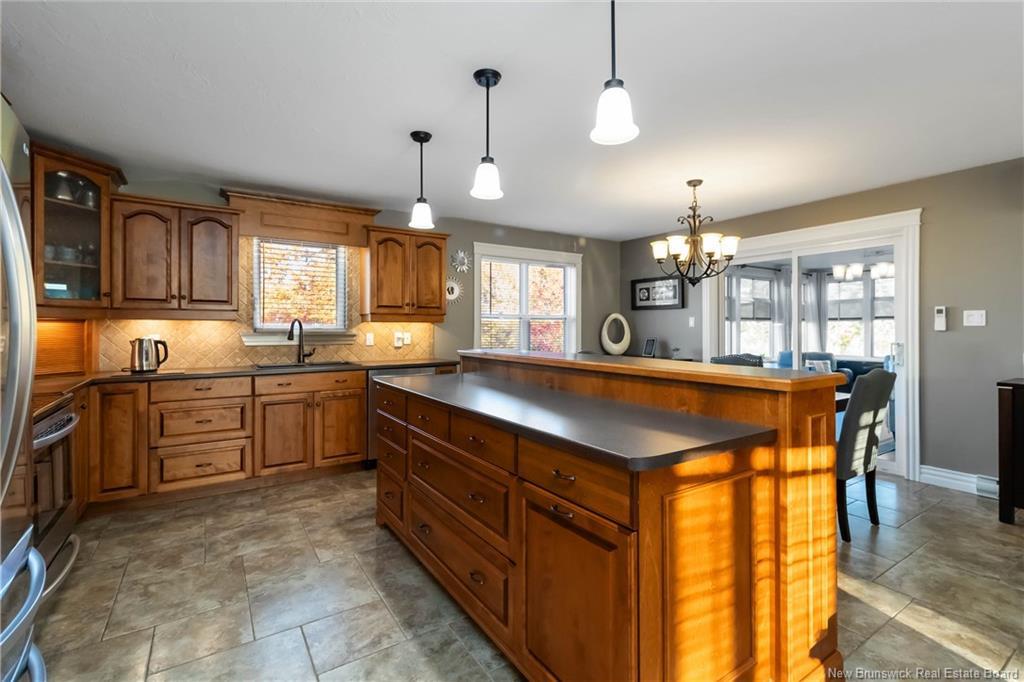 125 Oak Ridge Dr, Moncton, NB