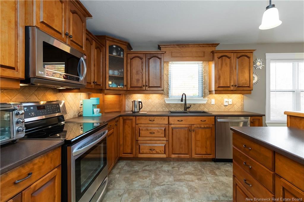 125 Oak Ridge Dr, Moncton, NB