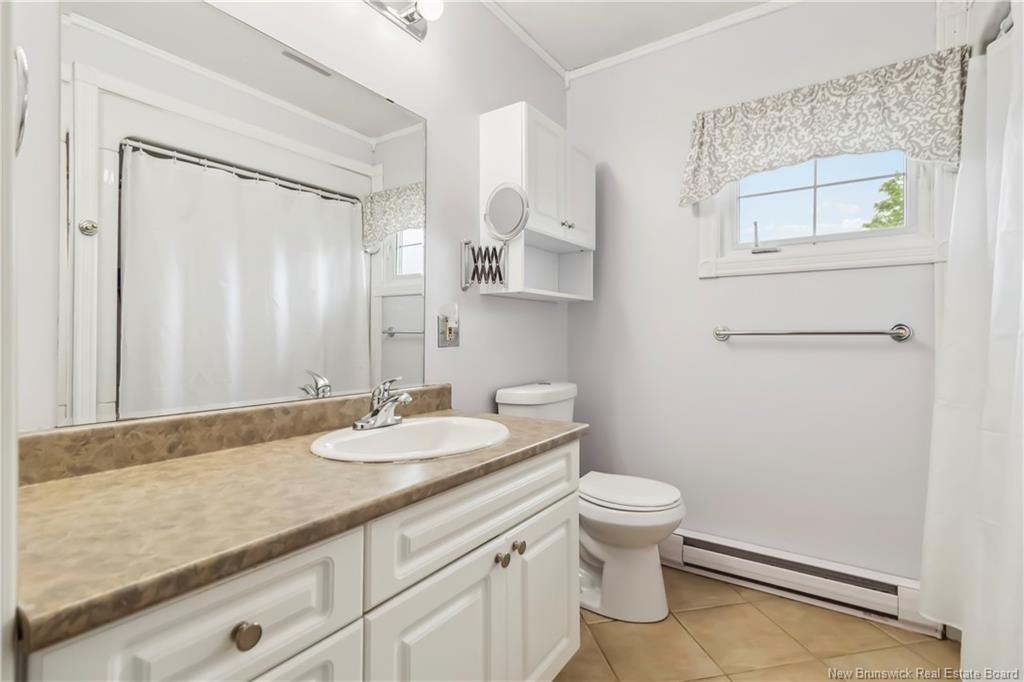 45 Bolton St, Moncton, NB