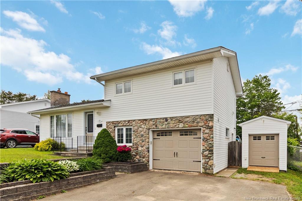 45 Bolton St, Moncton, NB
