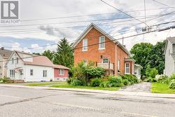 33A AND 33B NAPOLEON STREET Carleton Place, ON K7C 2X4