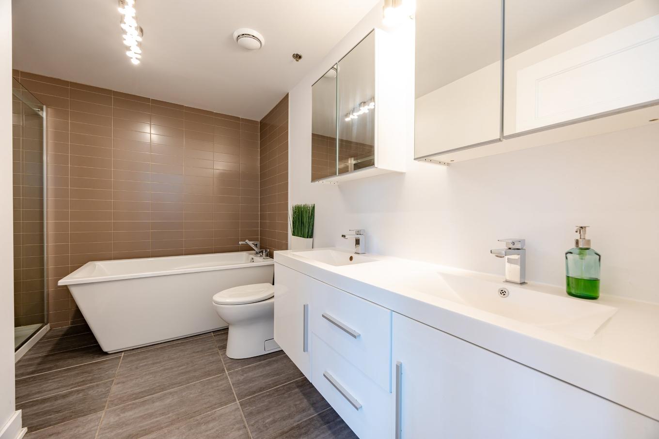 Salle de bains - 916-190 Rue Murray, Montréal (Le Sud-Ouest), QC - Indoor Photo Showing Bathroom