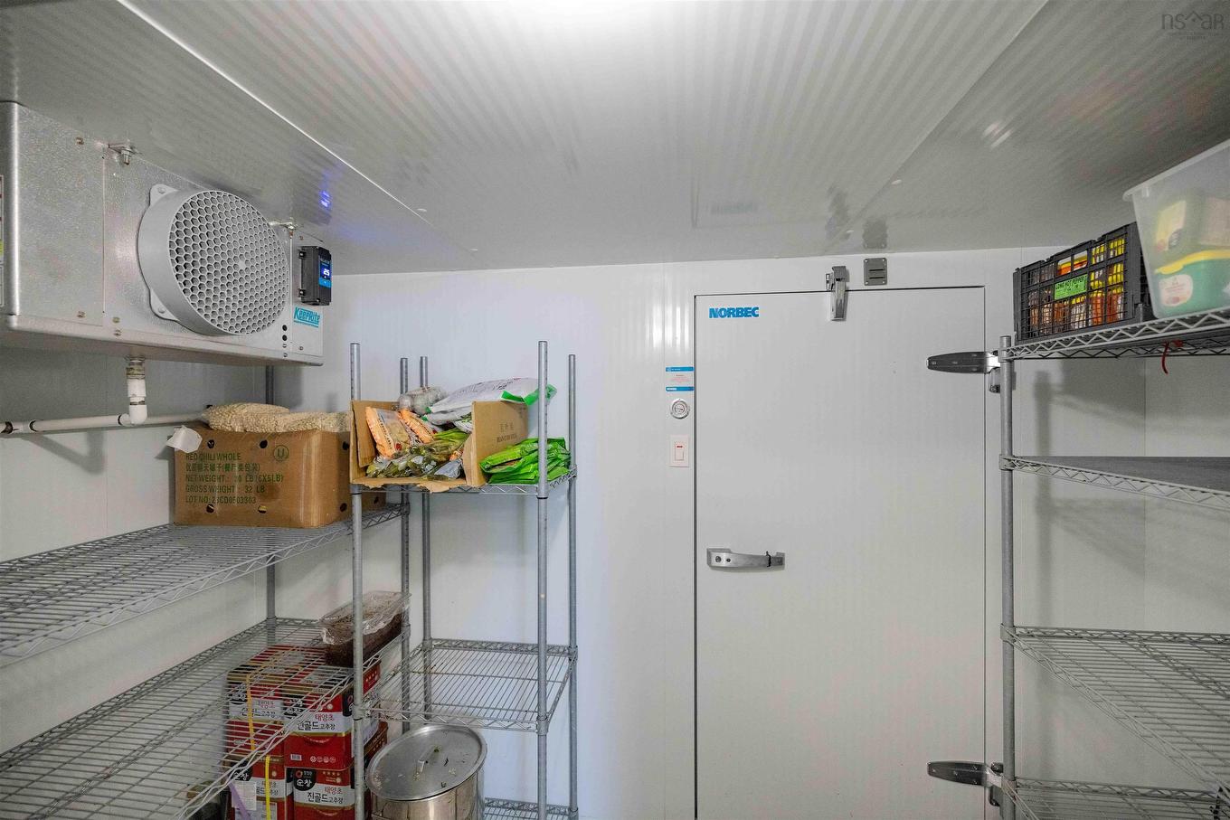 6238 Quinpool Road, Halifax, NS