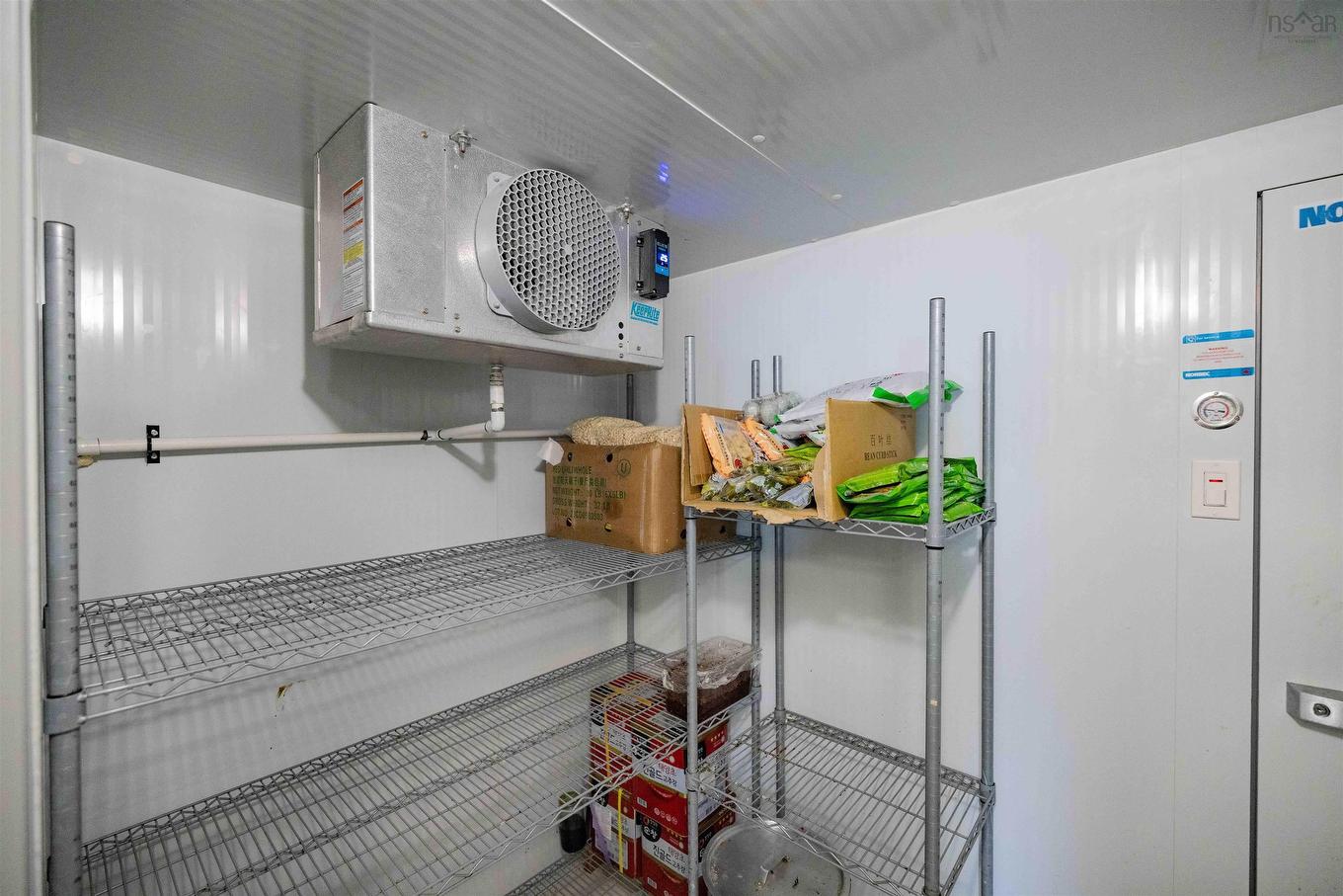 6238 Quinpool Road, Halifax, NS