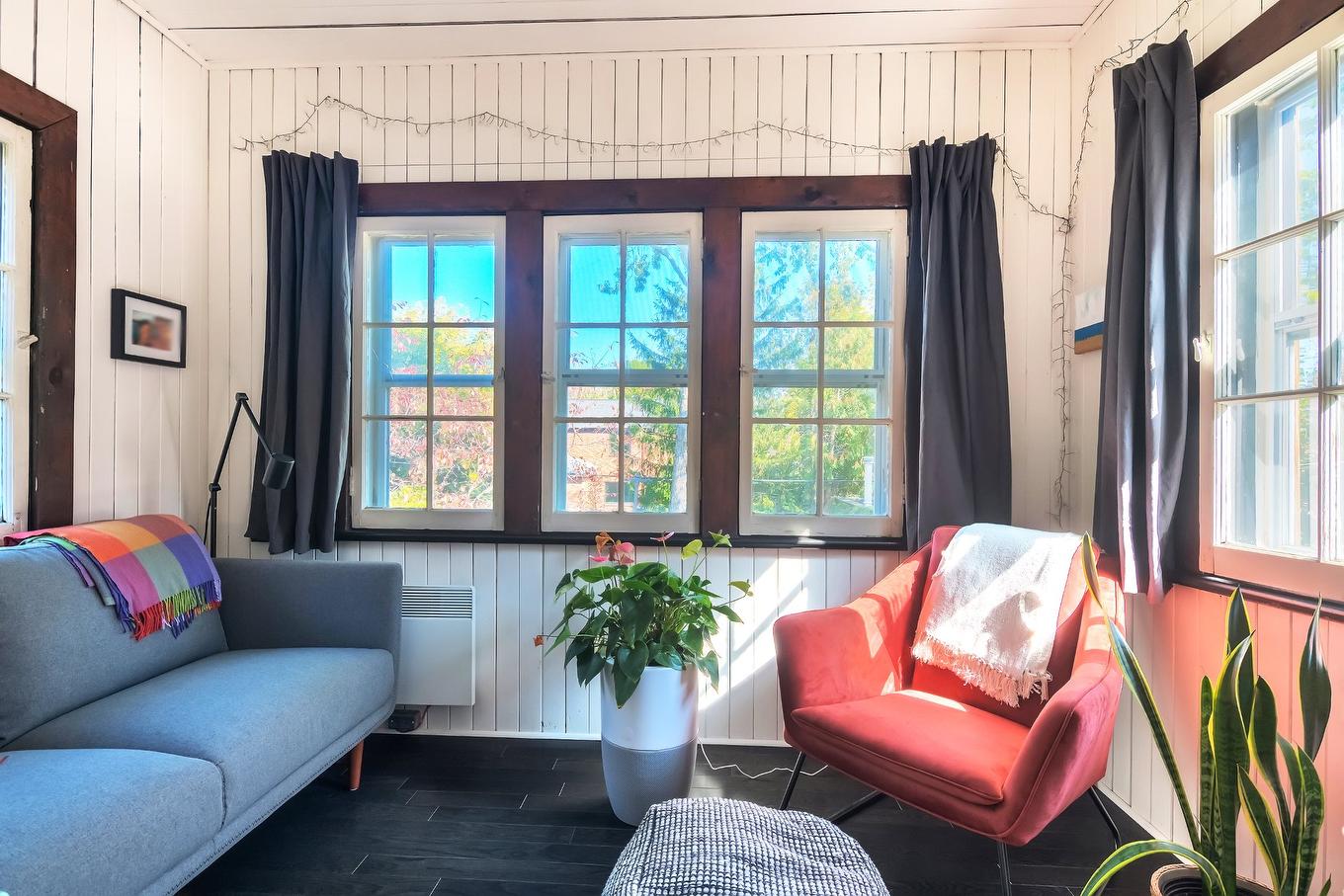 Solarium/Verrière - 4367 Av. De Mayfair, Montréal (Côte-Des-Neiges/Notre-Dame-De-Grâce), QC - Indoor Photo Showing Living Room