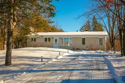 1358 Rue des Pins  Magog, QC J1X 6B6