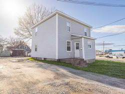 455 Whitney Avenue Sydney, NS B1L 1G2