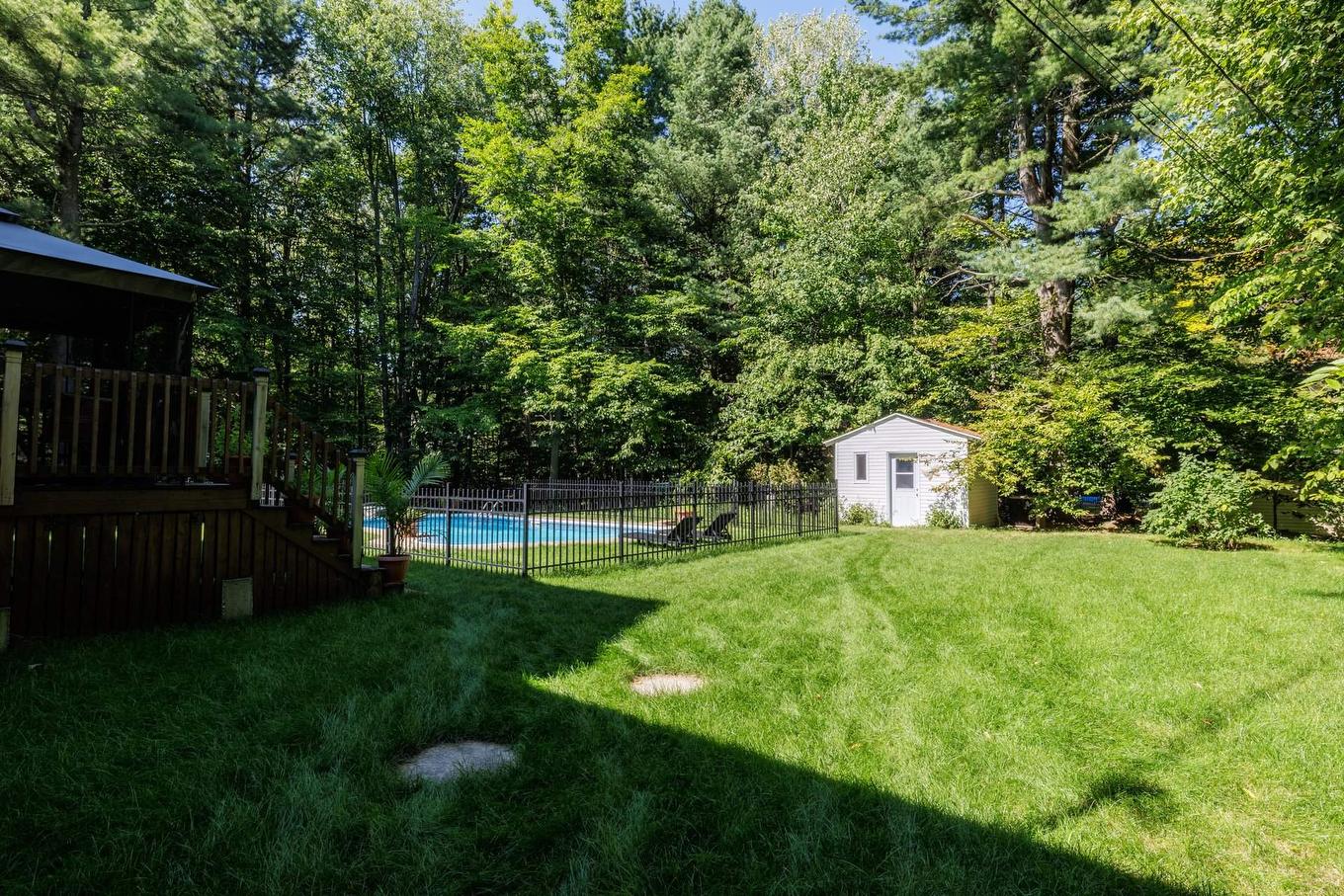 Backyard - 2527 Rue De La Vallée-De-La-Loire, Saint-Lazare, QC - Outdoor With In Ground Pool
