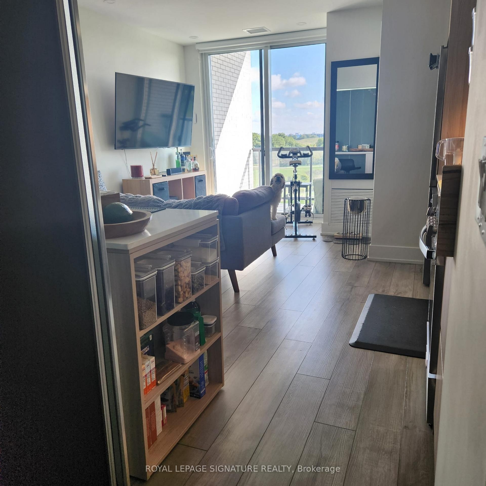 910-3100 Keele Street, Toronto, ON - Indoor