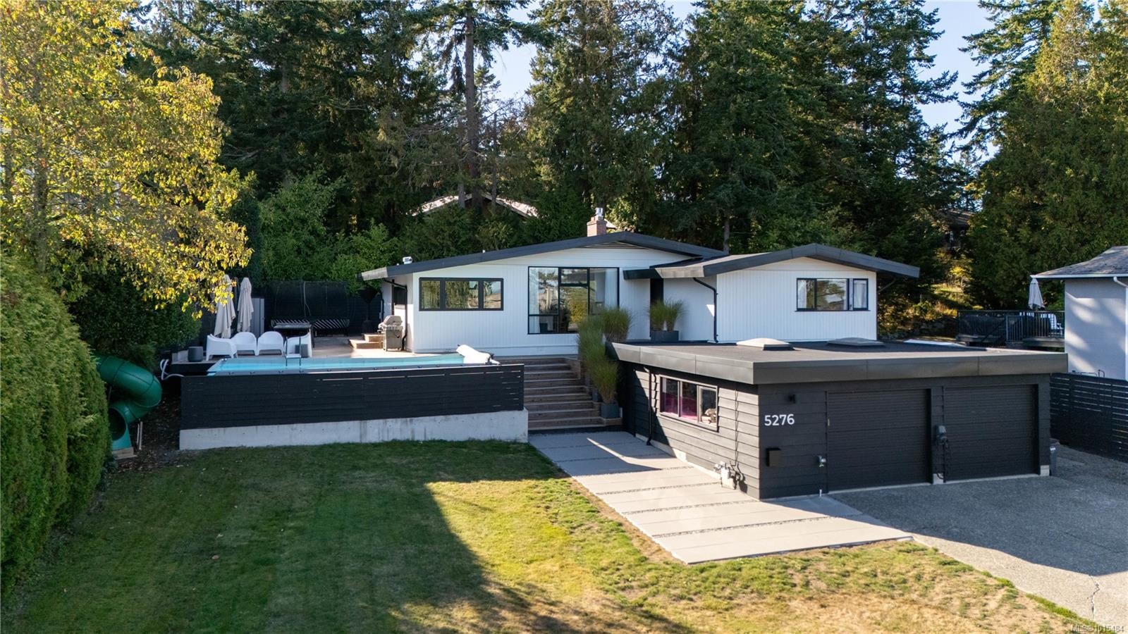 5276 Parker Ave, Saanich, BC