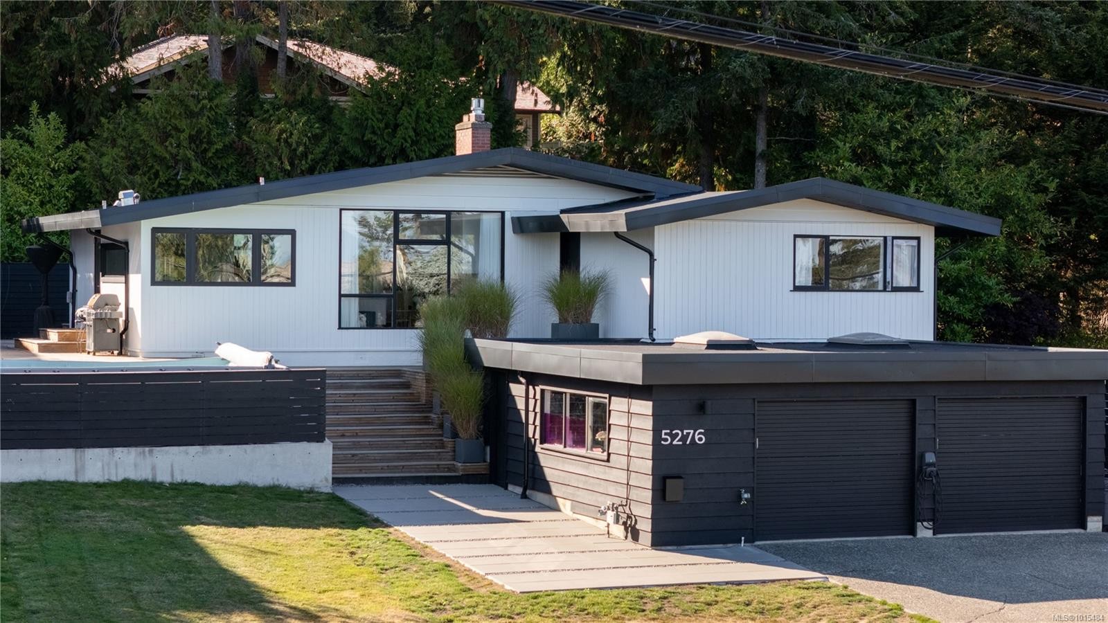 5276 Parker Ave, Saanich, BC