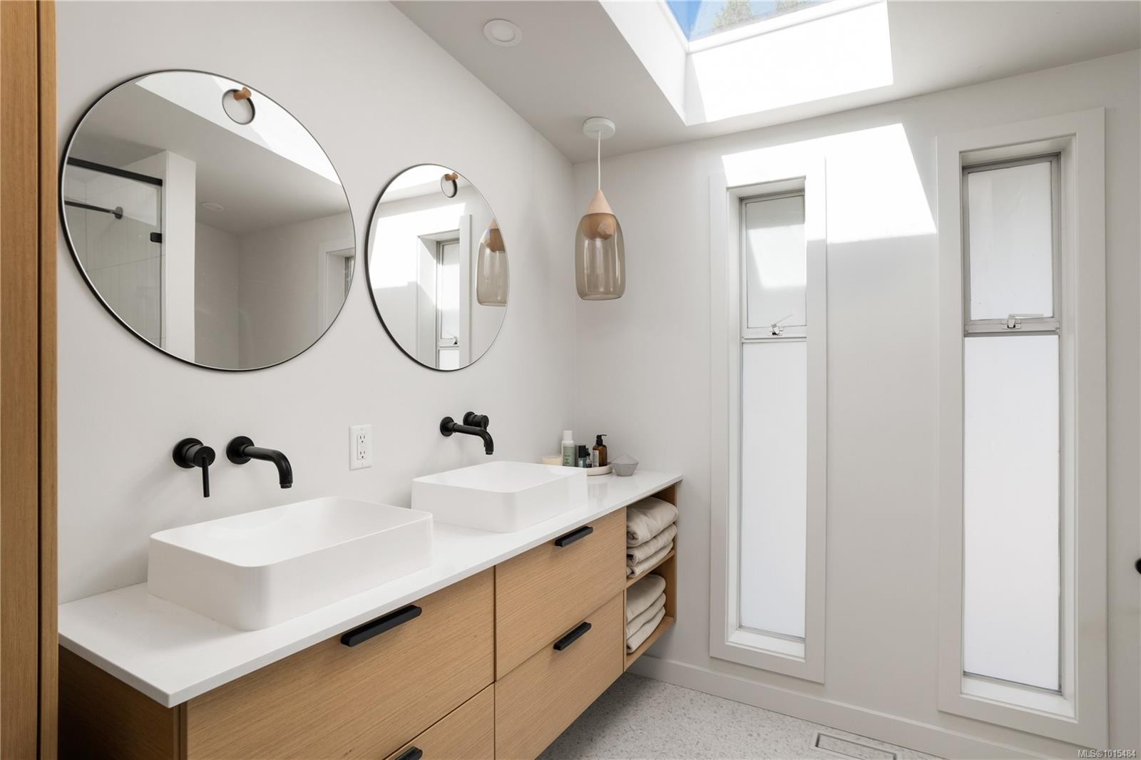 5276 Parker Ave, Saanich, BC