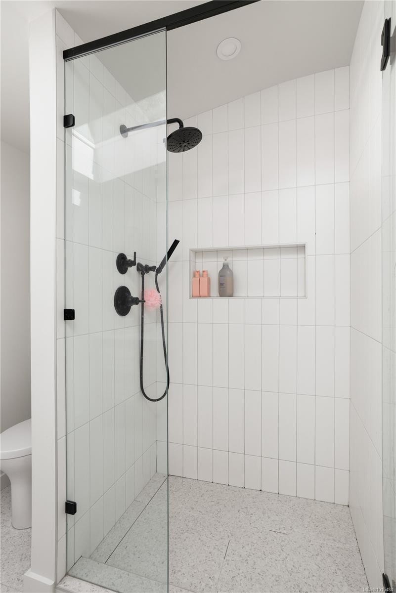 5276 Parker Ave, Saanich, BC