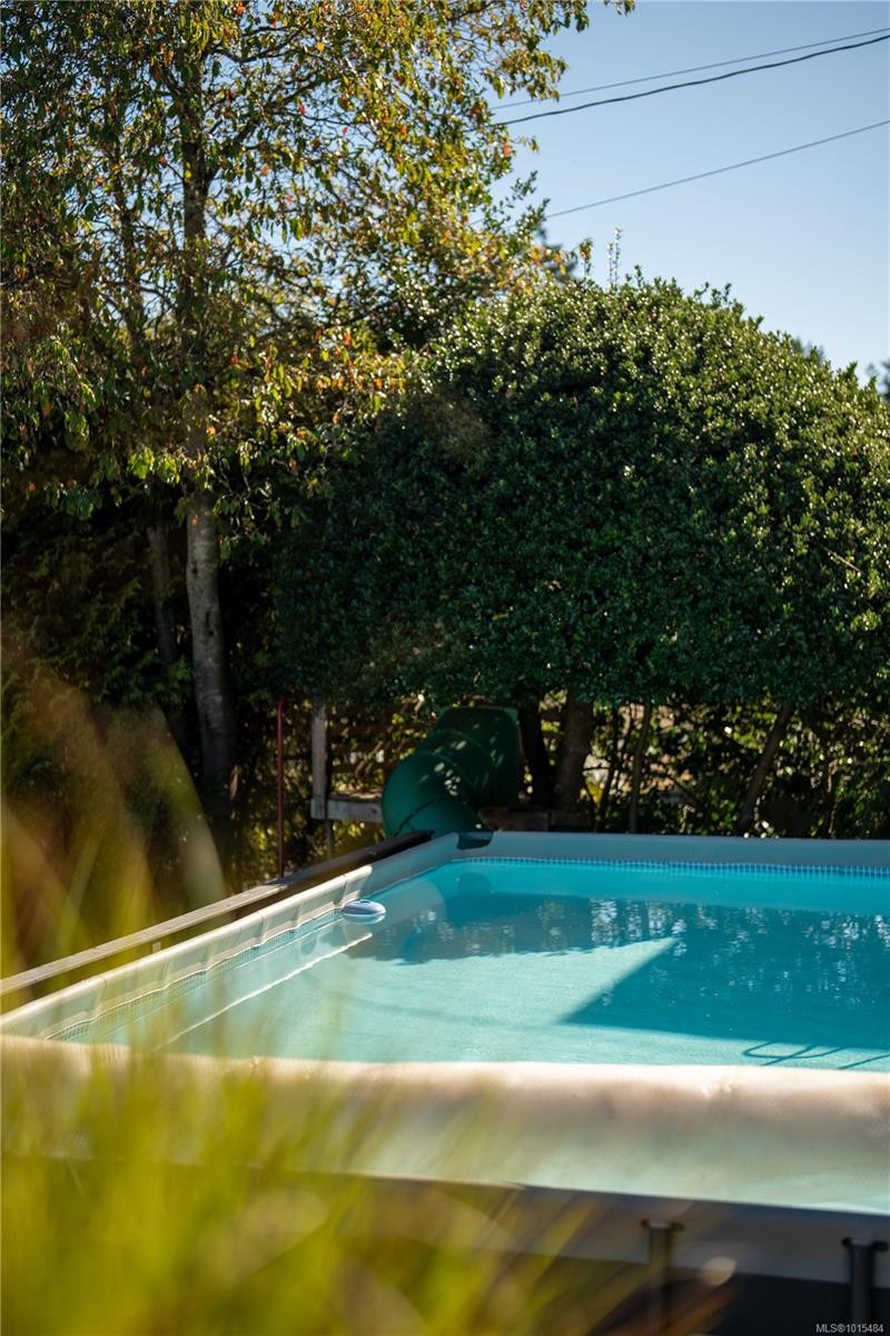 5276 Parker Ave, Saanich, BC