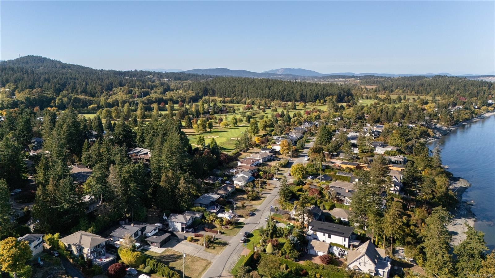 5276 Parker Ave, Saanich, BC