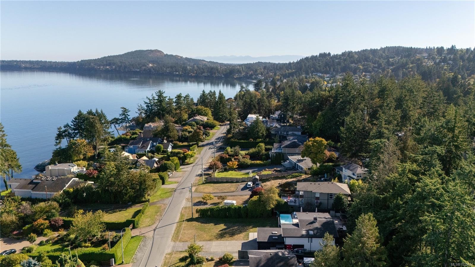 5276 Parker Ave, Saanich, BC