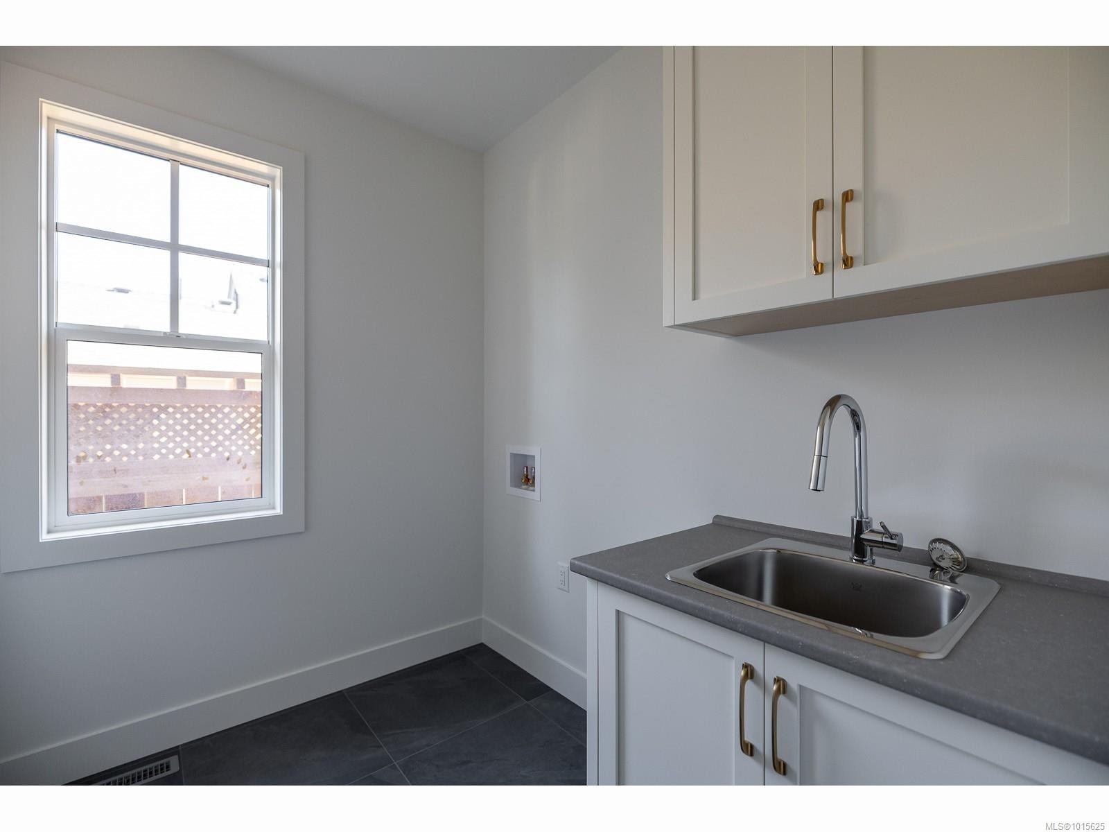 708 Fern Ridge Pl, Nanaimo, BC