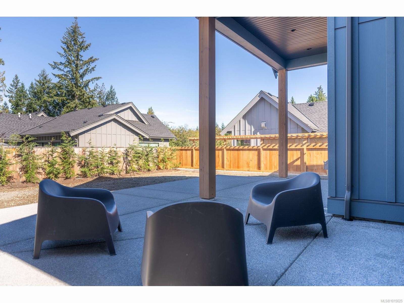 708 Fern Ridge Pl, Nanaimo, BC