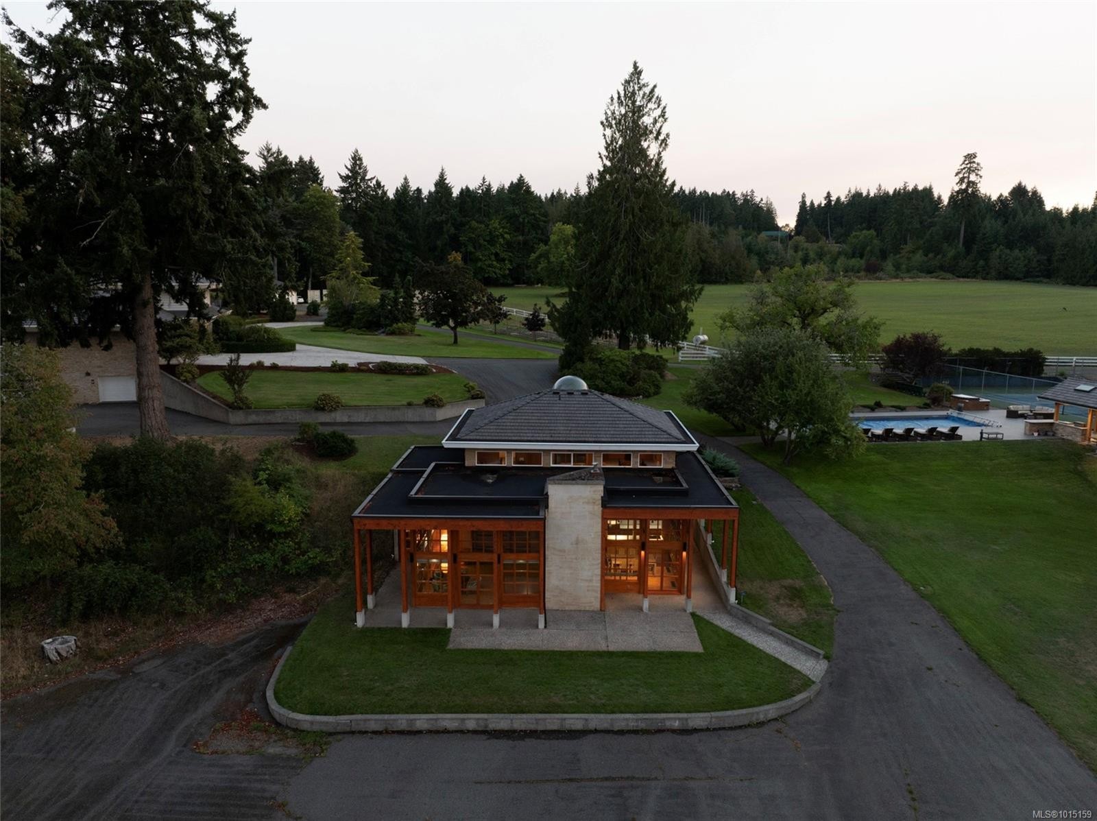 1257 Cherry Point Rd, Cowichan Bay, BC