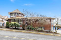 9828 Croft St Chemainus, BC V0R 1K1